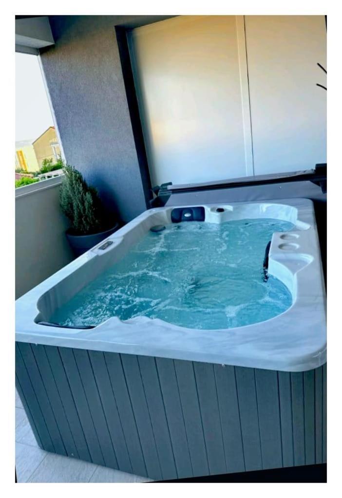 Kaštela Deluxe Double Room With Sauna And Pool מראה חיצוני תמונה